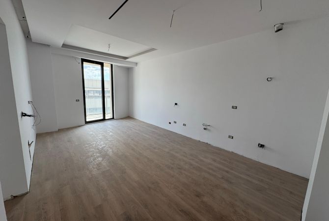 Shtepi ne shitje 3+1 ne Tirane - 355,000 Euro