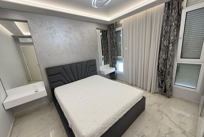 Shtepi me qera Apartament ne Tirane, 2+1, Mobilimi E mobiluar, Pagesa 700  Euro.