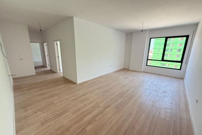 Shtepi ne shitje Apartament ne Tirane, 3+1, Mobilimi E mobiluar, Pagesa 177,190  Euro.