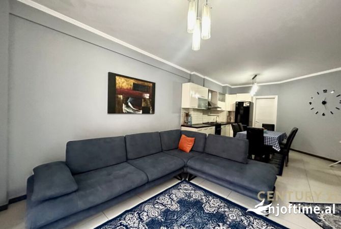 Shtepi ne shitje 2+1 ne Tirane - 105,000 Euro