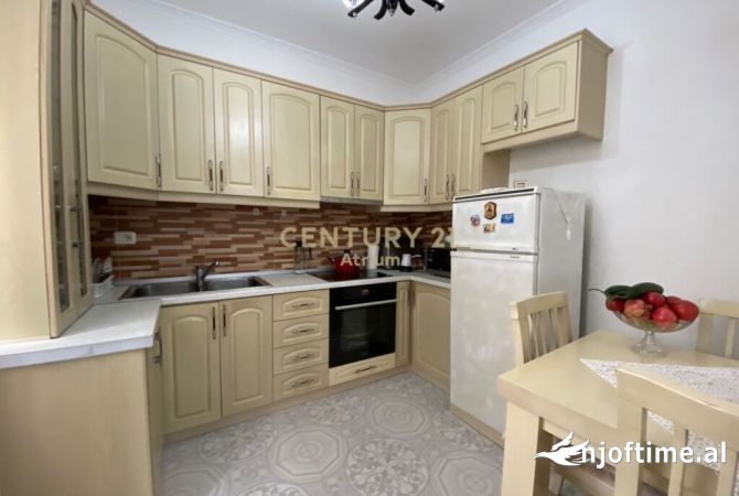 Shtepi me qera 1+1 ne Tirane - 350 Euro