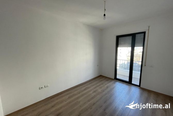 Shtepi ne shitje 2+1 ne Tirane - 155,000 Euro