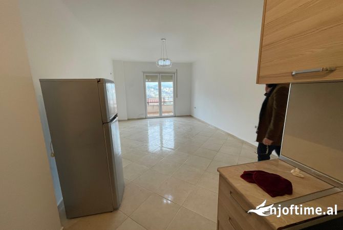 Shtepi ne shitje 1+1 ne Tirane - 82,500 Euro