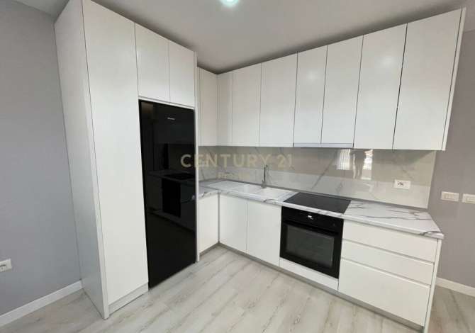 Shtepi me qera 2+1 ne Tirane - 750 Euro
