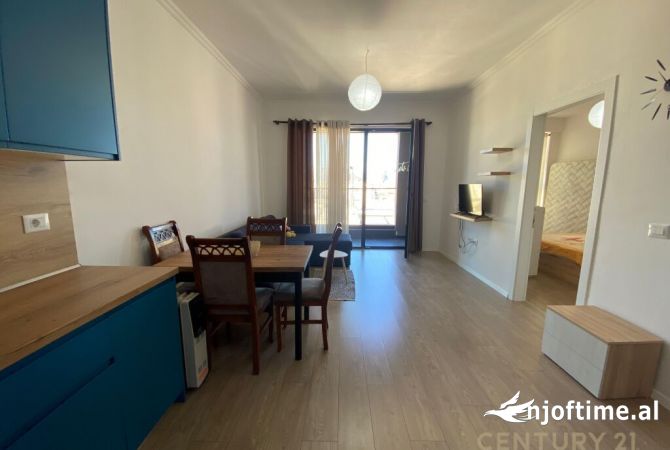 Shtepi me qera 1+1 ne Tirane - 700 Euro