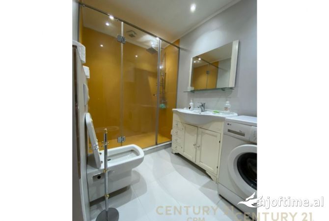 Shtepi me qera 3+1 ne Tirane - 1,000 Euro