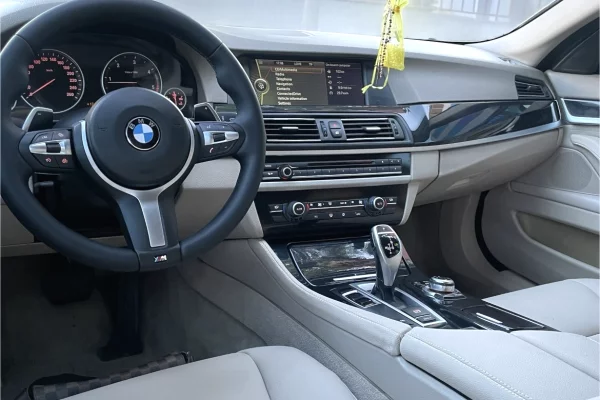 Makina ne shitje ne Tirane, BMW, 2011 Diesel,Kambio Automatik Pagesa 7,500  Euro.
