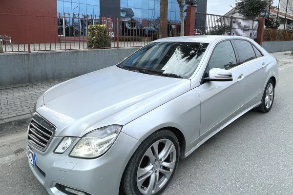 Cars for sale in Tirana - 8,200 Euro