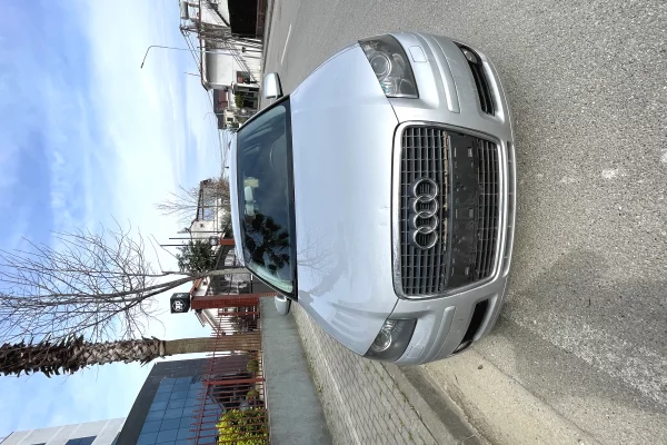 Makina ne shitje ne Tirane, Audi, 2008 Diesel,Kambio Automatik Pagesa 4,500  Euro.