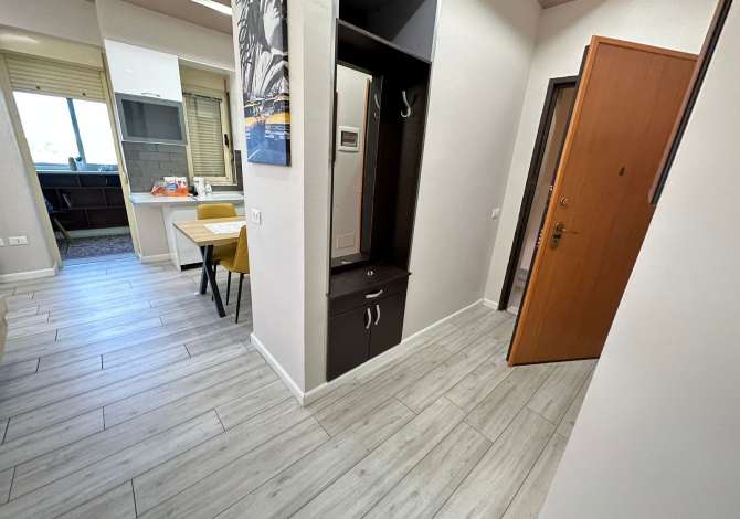 Shtepi me qera Apartament ne Tirane, 1+1, Mobilimi E mobiluar, Pagesa 500  Euro.