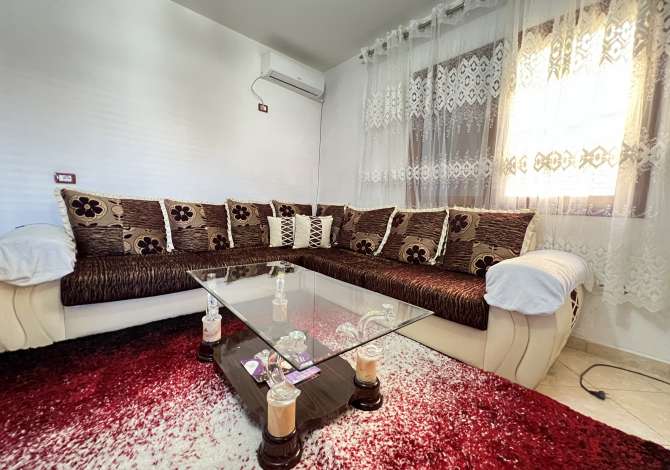Shtepi me qera 2+1 ne Tirane - 450 Euro