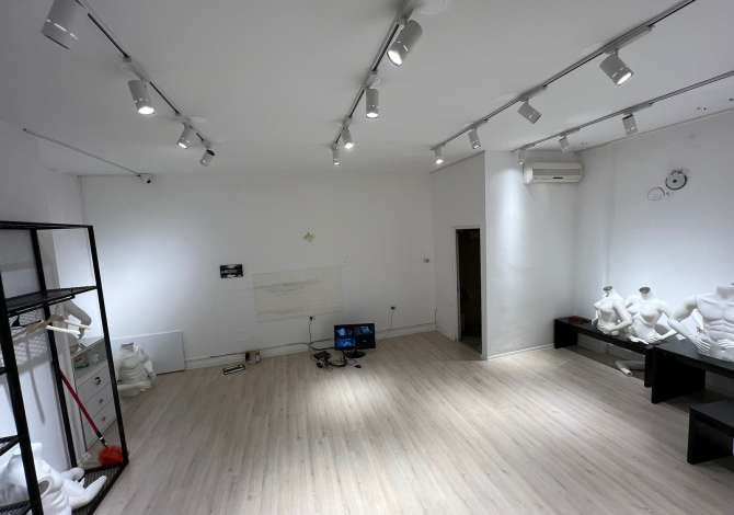 Ambient biznesi me qera 1+1 ne Tirane - 600 Euro