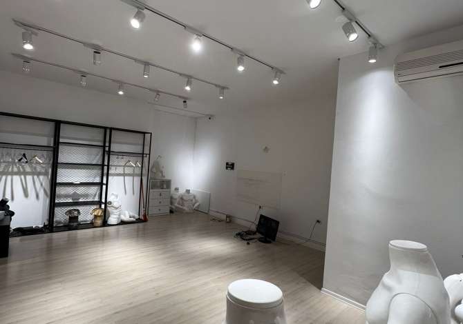 📣 QERA Ambient Biznesi 📍 Myslym Shyr , Prane Pasticeri Someg 