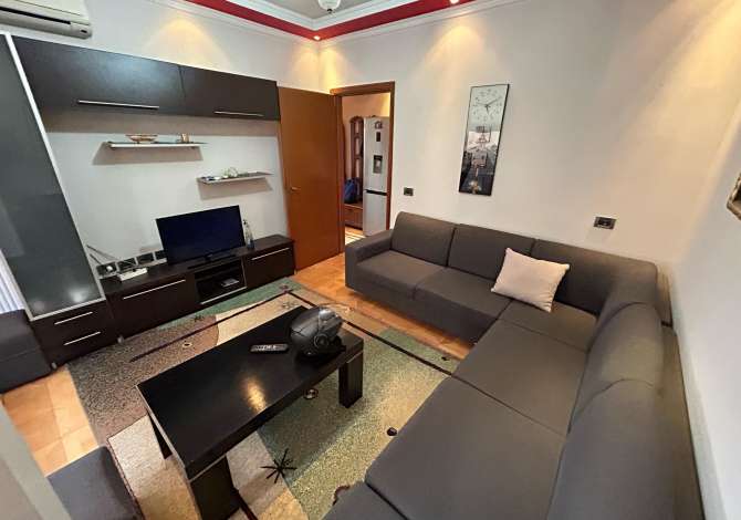 Shtepi me qera 1+1 ne Tirane - 400 Euro