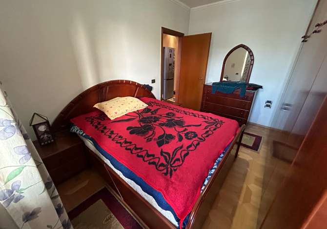 Shtepi me qera Apartament ne Tirane, 1+1, Mobilimi E mobiluar, Pagesa 400  Euro.