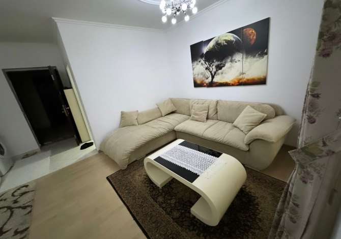 Shtepi me qera 1+1 ne Tirane - 45,000 Leke
