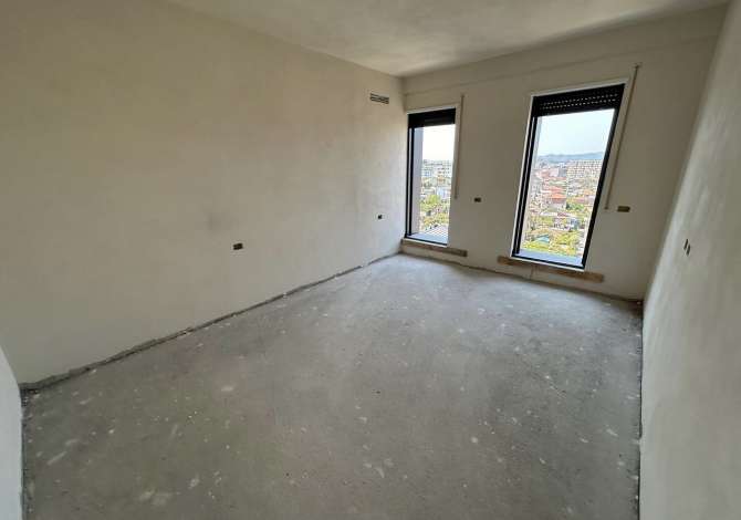 Shtepi ne shitje Apartament ne Tirane, 2+1, Mobilimi Bosh, pa mobiluar, Pagesa 137,500  Euro.