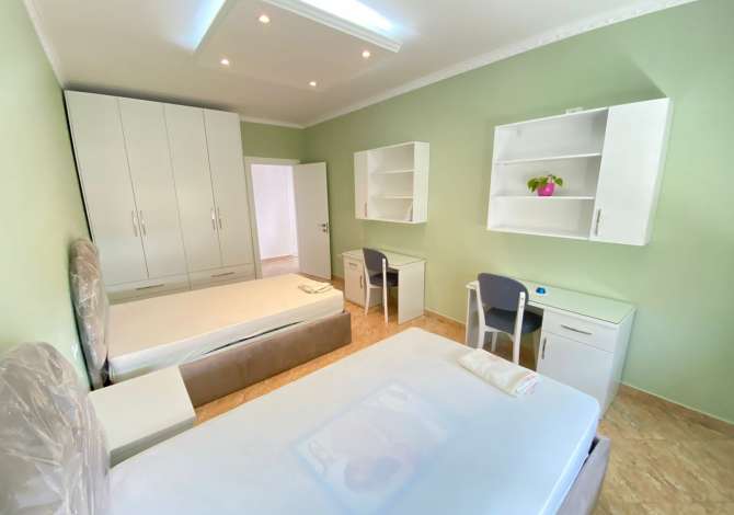 Shtepi me qera Apartament ne Tirane, 2+1, Mobilimi E mobiluar, Pagesa 800  Euro.