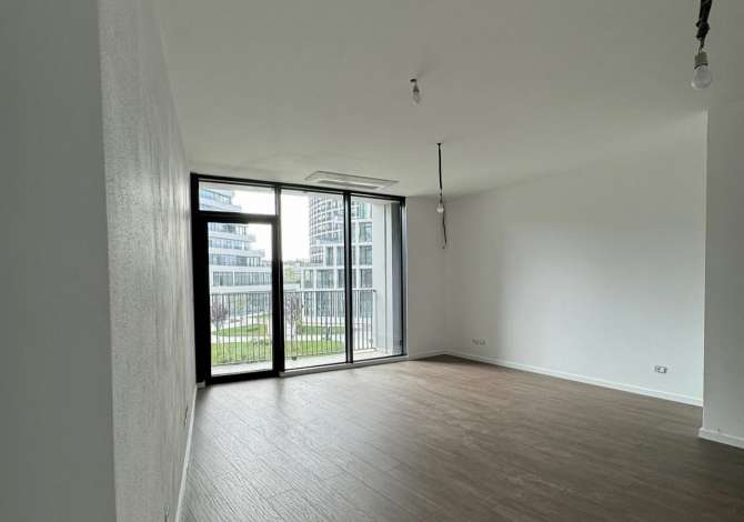 Ambient biznesi me qera 3+1 ne Tirane - 950 Euro