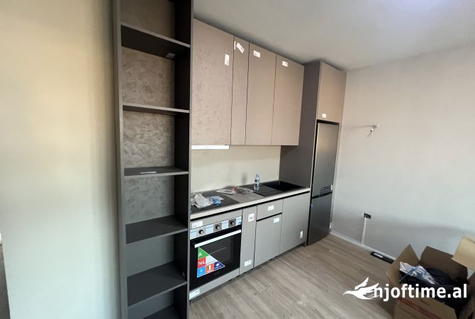 Shtepi me qera 2+1 ne Tirane - 550 Euro