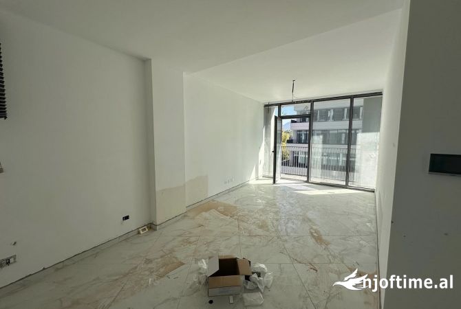 Shtepi me qera 2+1 ne Tirane - 1,000 Euro
