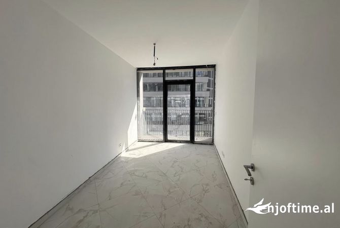Shtepi me qera 2+1 ne Tirane - 1,000 Euro