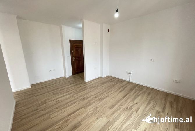 Shtepi ne shitje 2+1 ne Tirane - 132,000 Euro