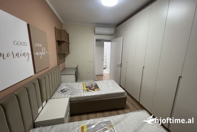 Shtepi me qera Apartament ne Tirane, 2+1, Mobilimi E mobiluar, Pagesa 650  Euro.