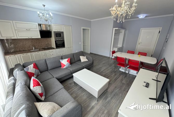 Shtepi me qera 3+1 ne Tirane - 1,000 Euro
