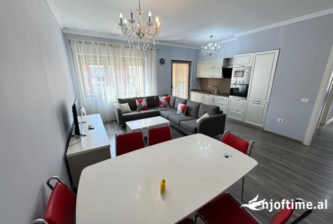 Shtepi me qera 3+1 ne Tirane - 1,000 Euro