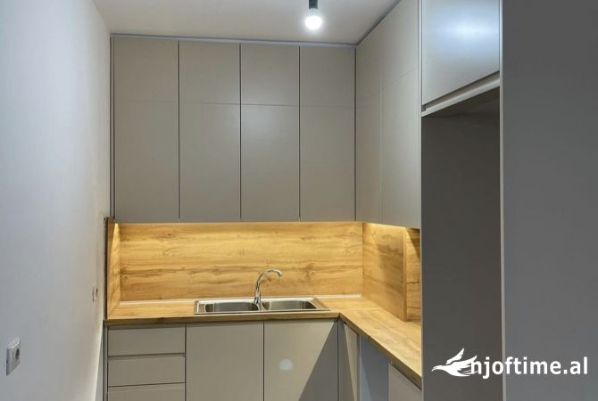 Shtepi me qera 1+1 ne Tirane - 300 Euro
