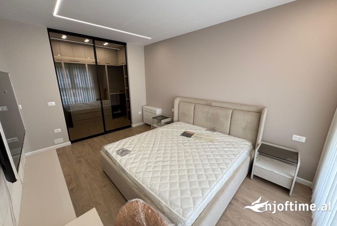 Shtepi me qera Apartament ne Tirane, 2+1, Mobilimi E mobiluar, Pagesa 900  Euro.