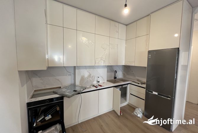 Shtepi me qera 2+1 ne Tirane - 700 Euro