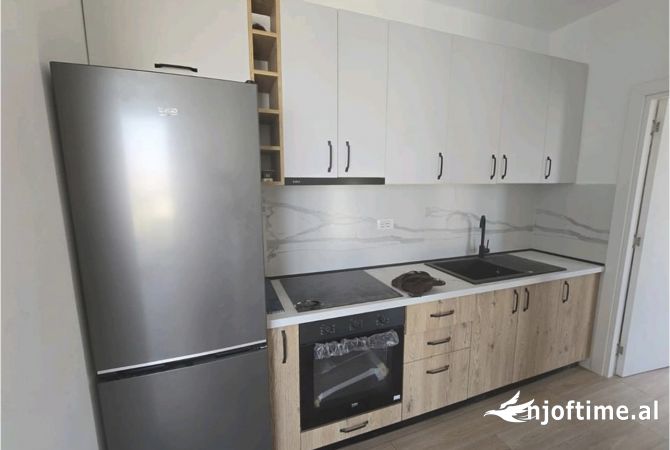 Shtepi ne shitje Apartament ne Tirane, 1+1, Mobilimi E mobiluar, Pagesa 185,440  Euro.