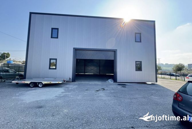 Ambient biznesi me qera 4+1 ne Tirane - 2,200 Euro