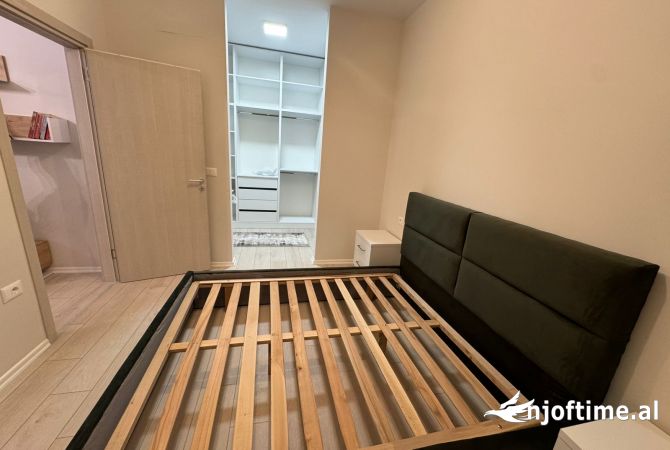 Shtepi me qera Apartament ne Tirane, 1+1, Mobilimi E mobiluar, Pagesa 50,000  Leke.