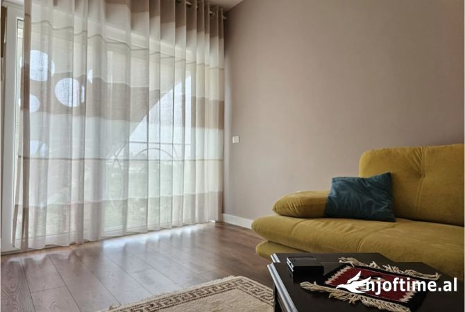 Shtepi ne shitje 3+1 ne Tirane - 350,000 Euro