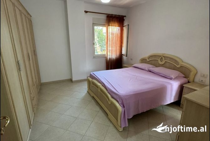Shtepi me qera 2+1 ne Tirane - 700 Euro