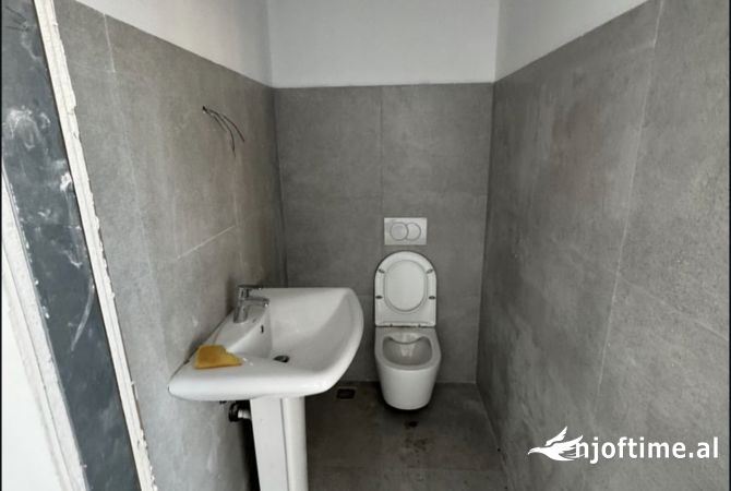 📣 QERA Ambient Biznesi 📍 Rainbow Center , Ish Blloku ✨ 