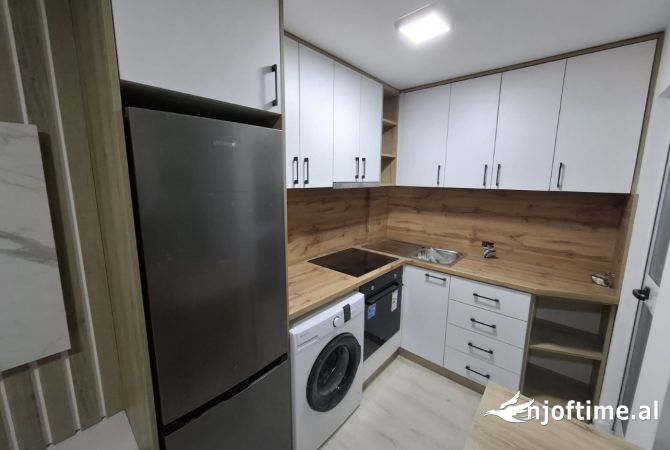 Shtepi me qera Garsoniere ne Tirane - 400 Euro