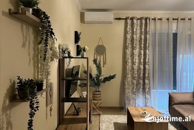 Shtepi me qera 2+1 ne Tirane - 65,000 Leke