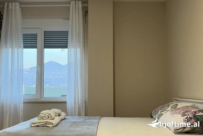 Shtepi me qera Apartament ne Tirane, 2+1, Mobilimi E mobiluar, Pagesa 65,000  Leke.