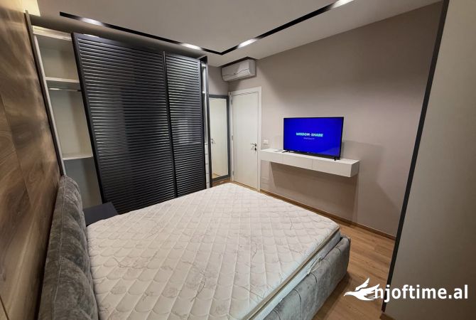 Shtepi me qera Apartament ne Tirane, 1+1, Mobilimi E mobiluar, Pagesa 500  Euro.