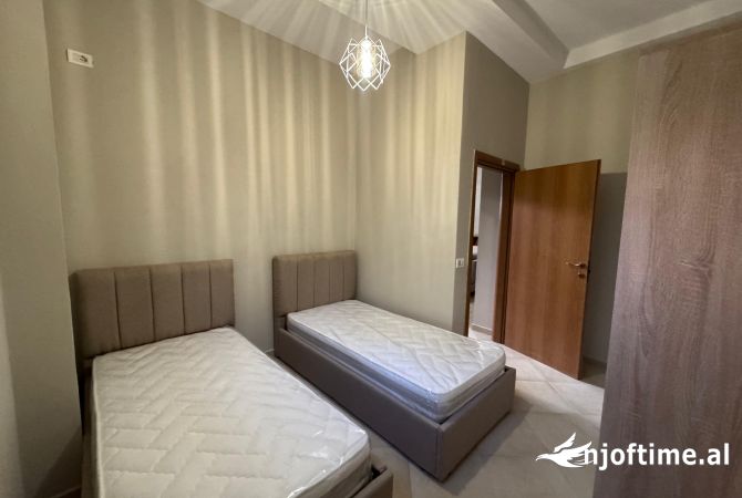 Shtepi me qera Apartament ne Tirane, 1+1, Mobilimi E mobiluar, Pagesa 350  Euro.