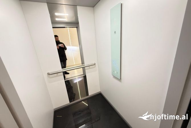 Shtepi ne shitje Apartament ne Tirane, 1+1, Mobilimi Bosh, pa mobiluar, Pagesa 85,000  Euro.