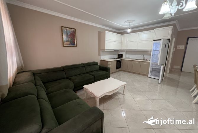 Shtepi me qera 2+1 ne Tirane - 600 Euro