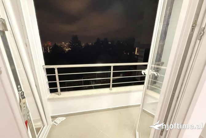 Shtepi ne shitje Apartament ne Tirane, 1+1, Mobilimi Bosh, pa mobiluar, Pagesa 119,000  Euro.