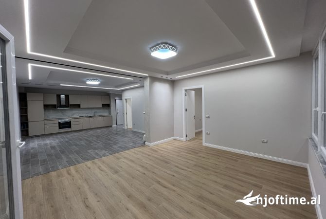 Shtepi ne shitje 3+1 ne Tirane - 280,000 Euro