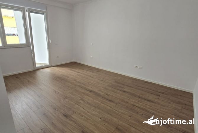 Shtepi ne shitje 2+1 ne Tirane - 210,000 Euro