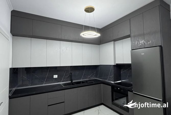 Shtepi me qera 1+1 ne Tirane - 450 Euro